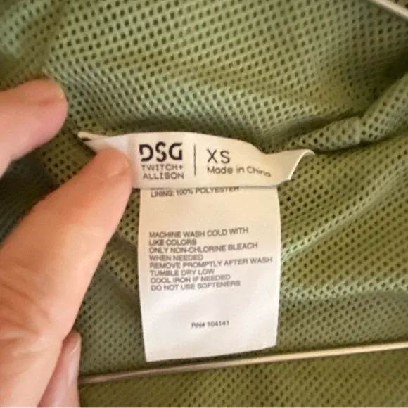 NWOT DSG Sage Green Hooded Twitch Cropped Utility Jacket XS - Picture 7 of 11